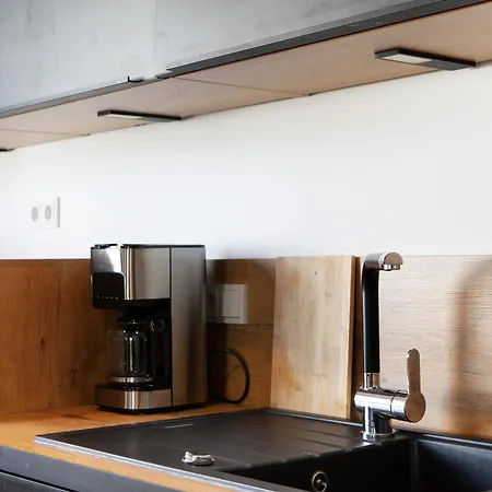 Neue In Zentraler Lage アパート フルダ