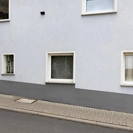 Neue In Zentraler Lage アパート *